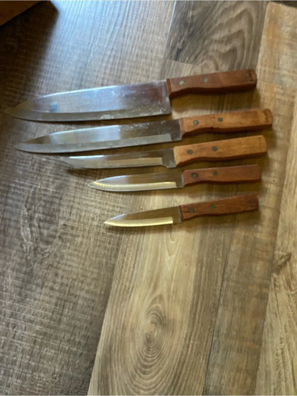 Wooden Knife Block with 5 Wooden-Handled Knives - Natural Brown